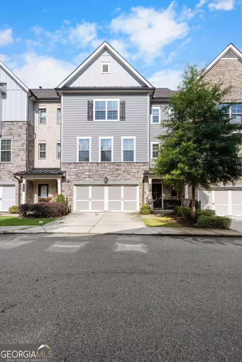 724 Henry Dr, Marietta, GA 30064