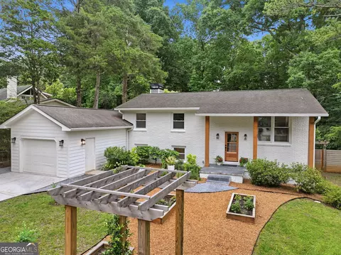 2003 Commodore Ln, Chamblee, GA 30341