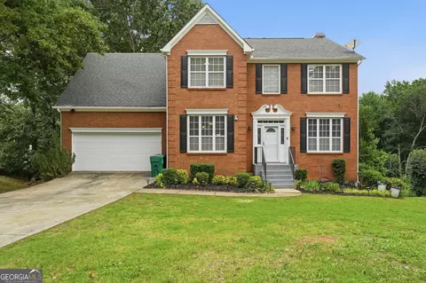 6894 Breeze Dr, Stone Mountain, GA 30087