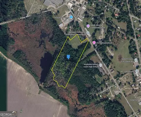 208 Railroad St, Brooklet, GA 30415