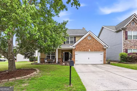7022 Grand Hickory Dr, Braselton, GA 30517