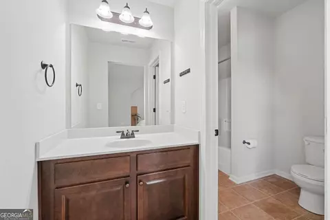 Bath - 3268 Trinity Mill Cir, Dacula, GA 30019 photo 4 of 4