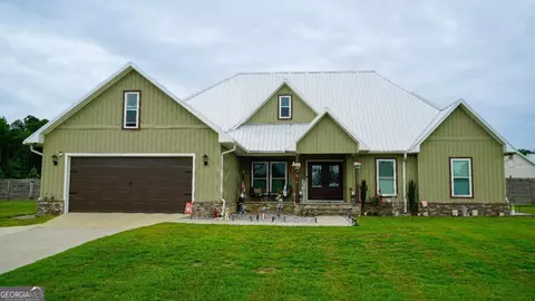 1030 Paris Ave, Swainsboro, GA 30401
