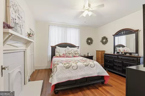 Bedroom - 115 S Broad St, Bowman, GA 30624 photo 4 of 5