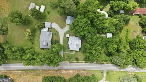 View/Area - 115 S Broad St, Bowman, GA 30624 photo 2 of 5