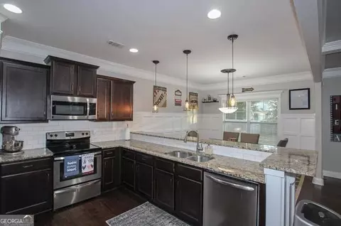 Kitchen - 203 Ousley Way, Perry, GA 31069 photo 1 of 3