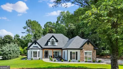 334 Loring Ln, Peachtree City, GA 30269