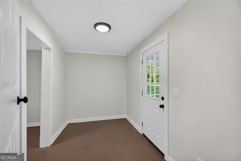Entry Way - 239 Wilcox Rd, Lagrange, GA 30241 photo 1 of 2