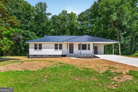 Exterior - 239 Wilcox Rd, Lagrange, GA 30241 photo 3 of 4