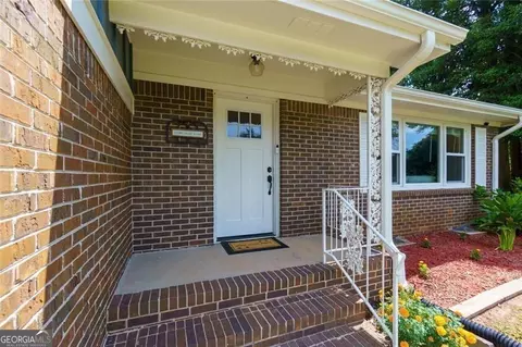 5800 Cedar Ln SW, Mableton, GA 30126