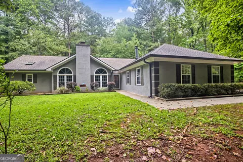 345 Lake Coweta Trl, Newnan, GA 30263