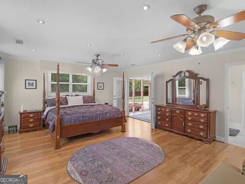 Bedroom - 525 Levi Barnes Rd, Jackson, GA 30233 photo 8 of 8