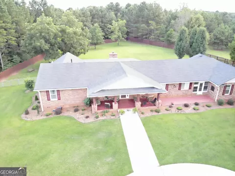 525 Levi Barnes Rd, Jackson, GA 30233