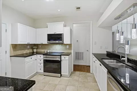 Kitchen - 227 Edinburgh Ct, Milton, GA 30004 photo 1 of 3