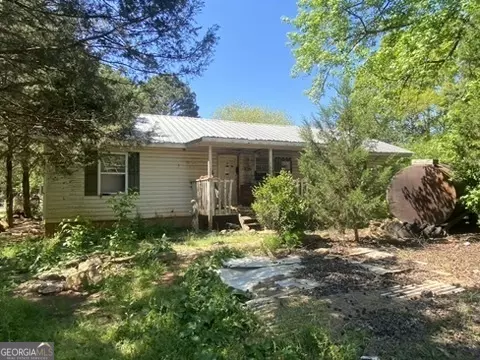 2392 Hancock Dr, Social Circle, GA 30025