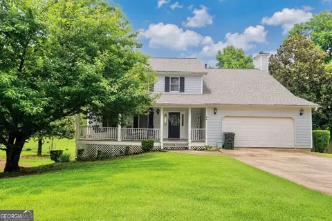 1710 Meadowchase Ct, Snellville, GA 30078