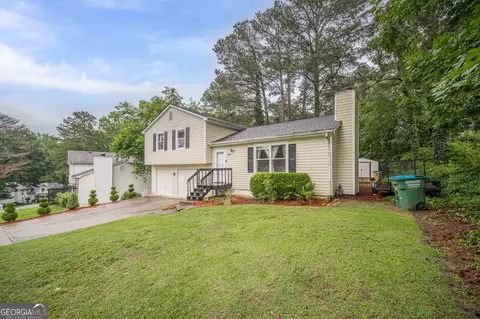 3809 Valley Brook Rd, Snellville, GA 30039