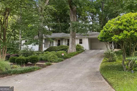 2478 Tanglewood Rd, Decatur, GA 30033