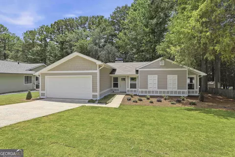 114 Lake Forest Dr, Peachtree City, GA 30269