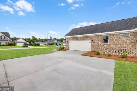 Exterior - 120 Stadium Dr, Guyton, GA 31312 photo 5 of 15