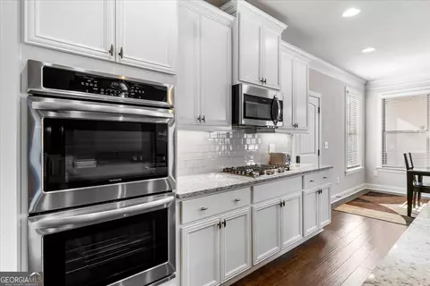 Kitchen - 191 Crystal Lake Blvd, Hampton, GA 30228 photo 4 of 5