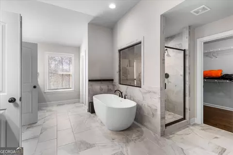 Bath - 191 Crystal Lake Blvd, Hampton, GA 30228 photo 3 of 5
