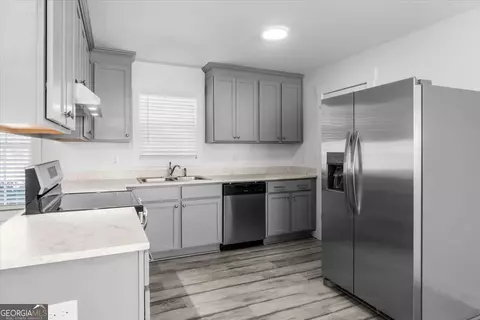 Kitchen - 284 Doster Ave, Monroe, GA 30656 photo 1 of 2