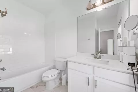 Bath - 3293 Bartee Walk, Suwanee, GA 30024 photo 2 of 2