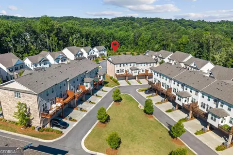 View/Area - 3293 Bartee Walk, Suwanee, GA 30024 photo 3 of 5