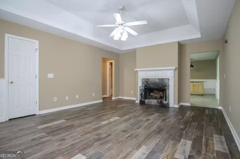 Living - 103 Eagles Rdg, Warner Robins, GA 31093 photo 3 of 3