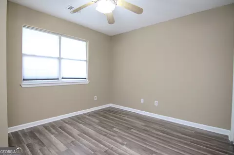 Bedroom - 103 Eagles Rdg, Warner Robins, GA 31093 photo 2 of 3