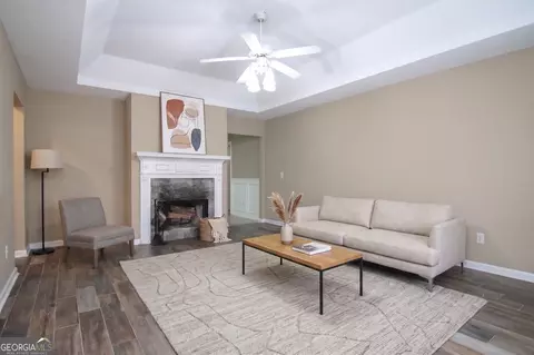 Living - 103 Eagles Rdg, Warner Robins, GA 31093 photo 1 of 3