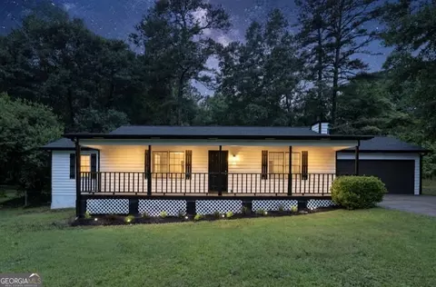 46 Stone Wood Ln, Lawrenceville, GA 30046
