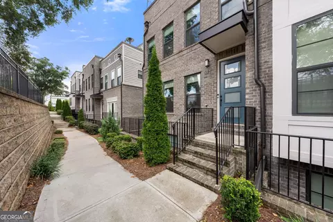 1012 Burnside Dr NW, Atlanta, GA 30318