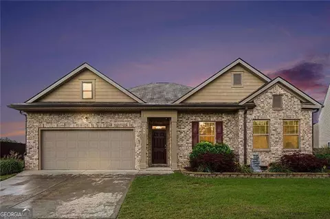 3858 Sweet Iris Cir, Loganville, GA 30052