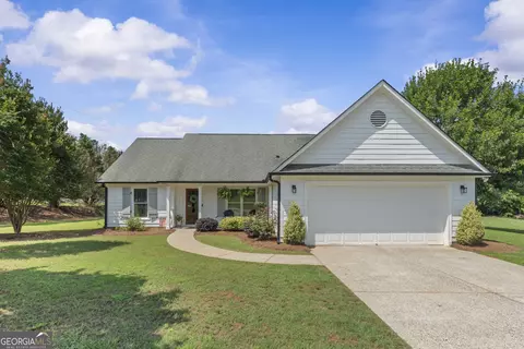 1011 Shelnutt Dr, Bishop, GA 30621
