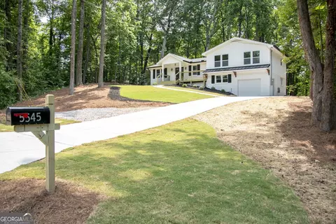 5545 Crestview Dr, Acworth, GA 30102