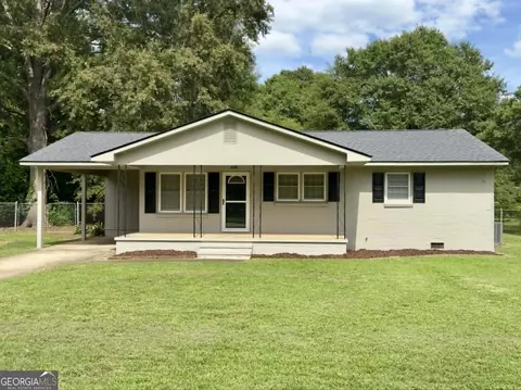 606 Chamlee Dr, Fort Valley, GA 31030