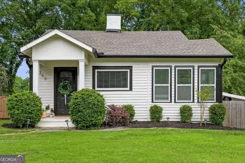 250 Cole St NE, Marietta, GA 30060