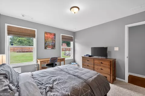 Bedroom - 1251 Daniel Dr, Jefferson, GA 30549 photo 11 of 13