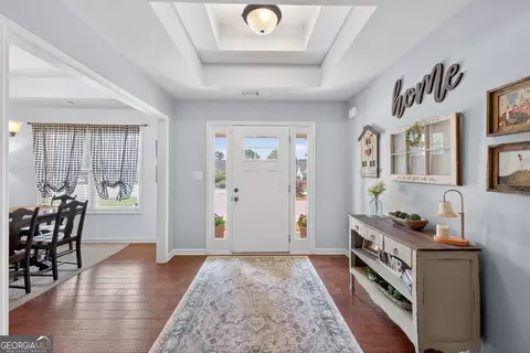 Entry Way - 1251 Daniel Dr, Jefferson, GA 30549 photo 3 of 9