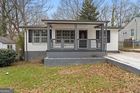 170 Stanhope Cir NW, Atlanta, GA 30314
