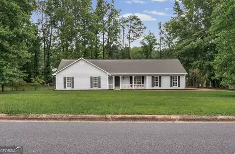 60 London Ln, Sharpsburg, GA 30277