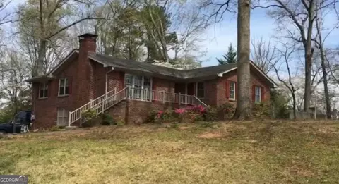 493 Balfour Dr, Decatur, GA 30032