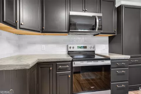 Kitchen - 508 S Lee St, Lagrange, GA 30240 photo 2 of 3