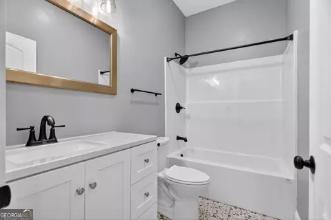 Bath - 508 S Lee St, Lagrange, GA 30240 photo 4 of 4