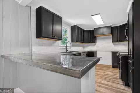Kitchen - 508 S Lee St, Lagrange, GA 30240 photo 3 of 3