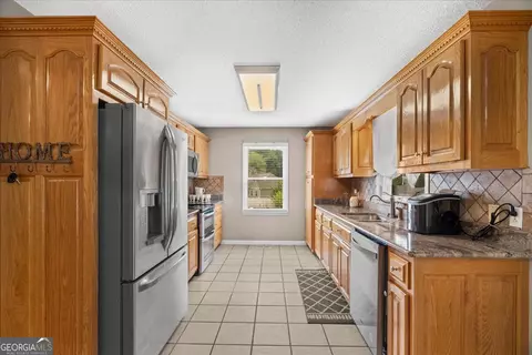 Kitchen - Undisclosed, Calhoun, GA 30701 photo 2 of 5