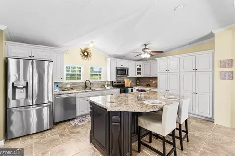 Kitchen - 792 Ellis Rd, Elko, GA 31025 photo 1 of 9
