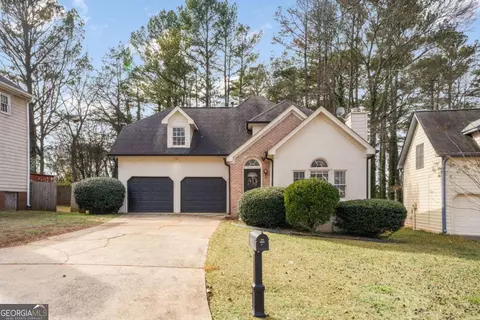 458 Stonebridge Ct, Stone Mountain, GA 30083